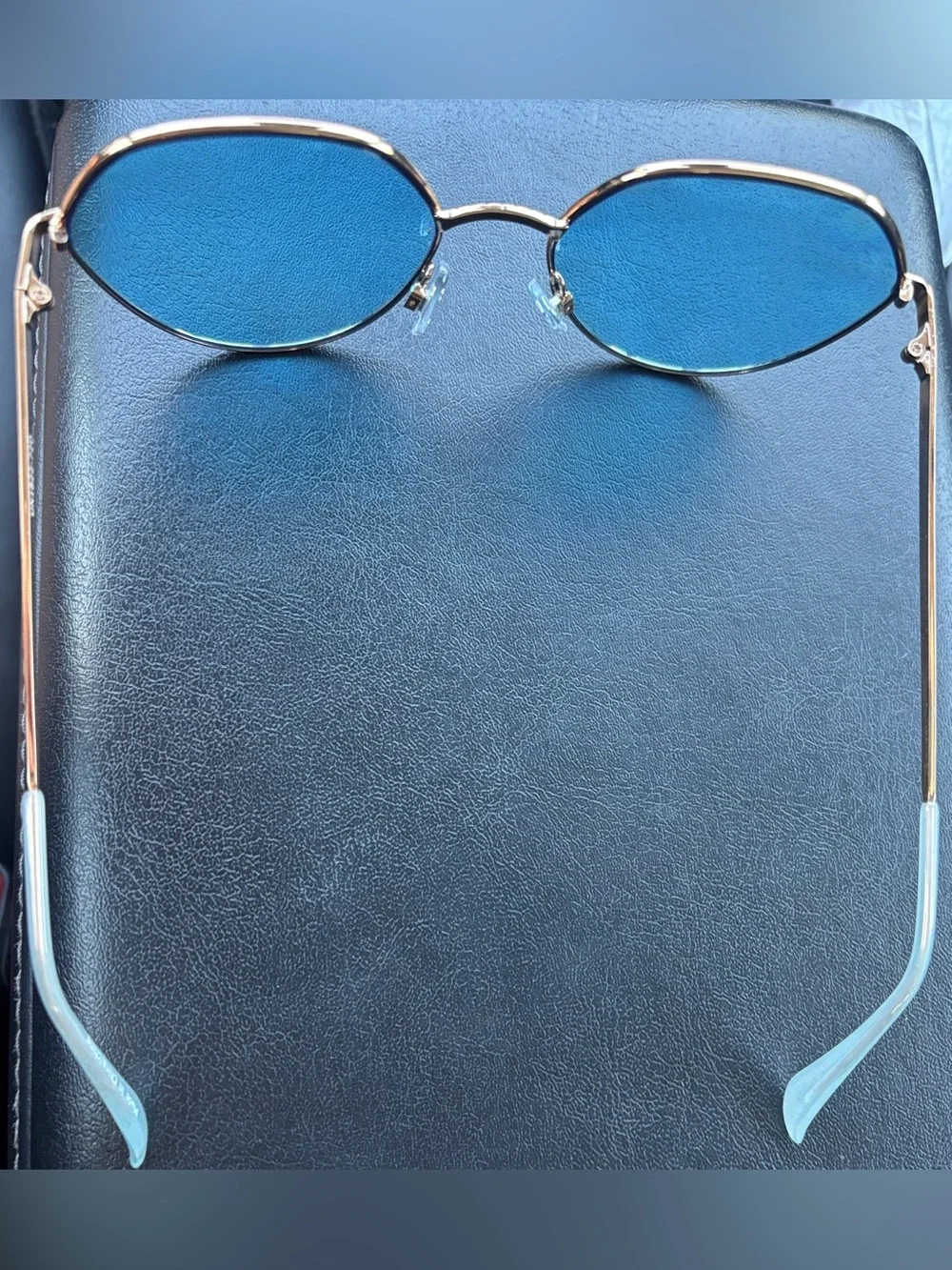 Free People Misty Classic Round Sunglasses in Gold & Cornflower